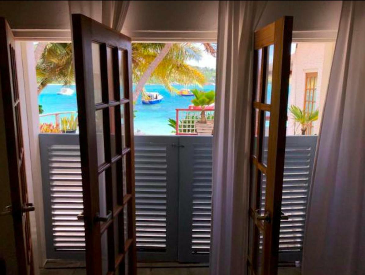 Bequia Beachfront Villa Hotel Friendship المظهر الخارجي الصورة