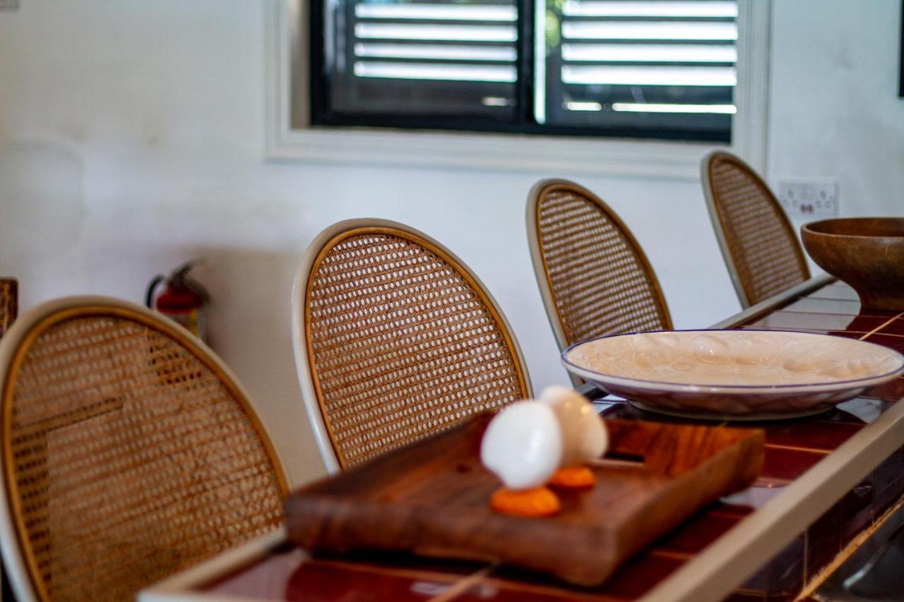 Bequia Beachfront Villa Hotel Friendship المظهر الخارجي الصورة