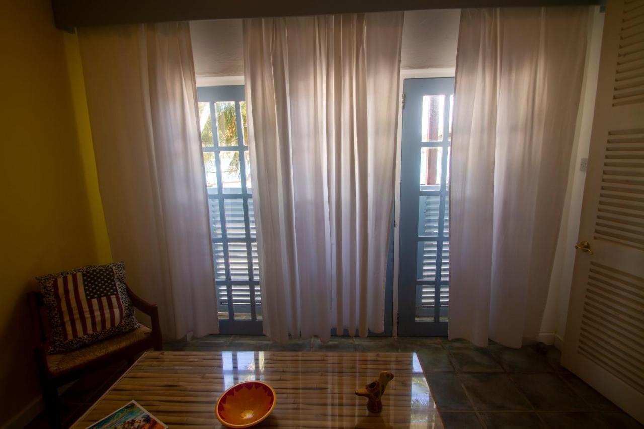 Bequia Beachfront Villa Hotel Friendship المظهر الخارجي الصورة