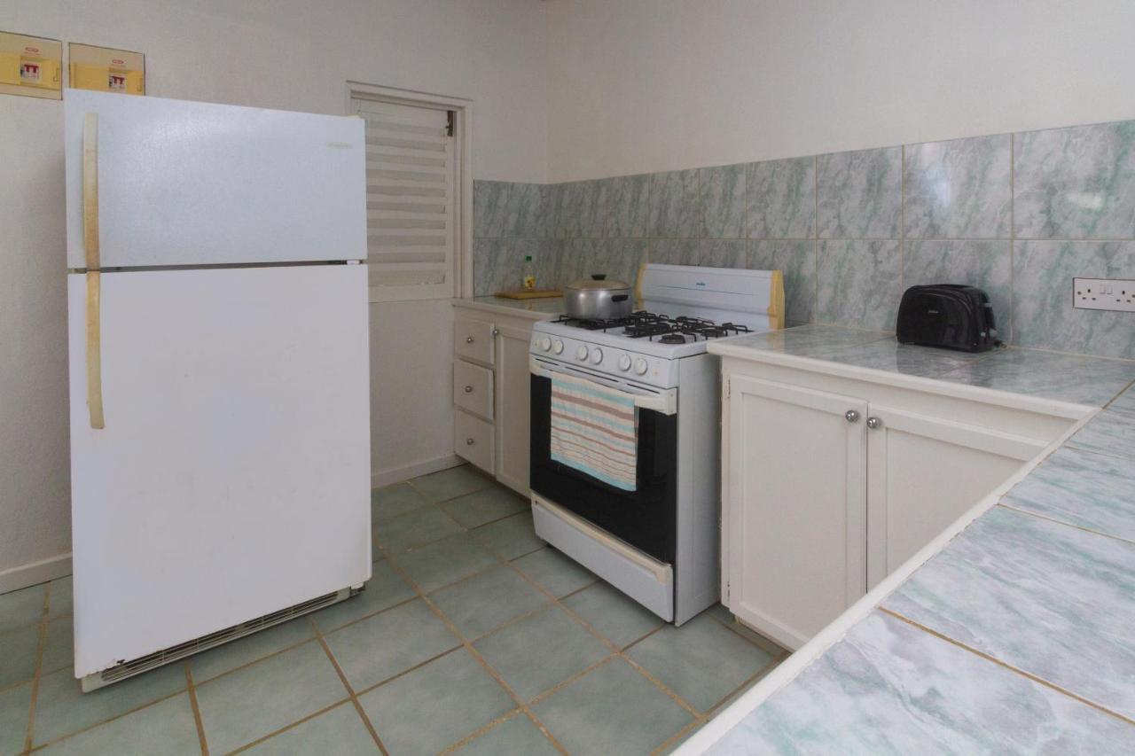 Bequia Beachfront Villa Hotel Friendship المظهر الخارجي الصورة